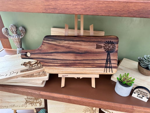 Camphor Laurel Paddle
